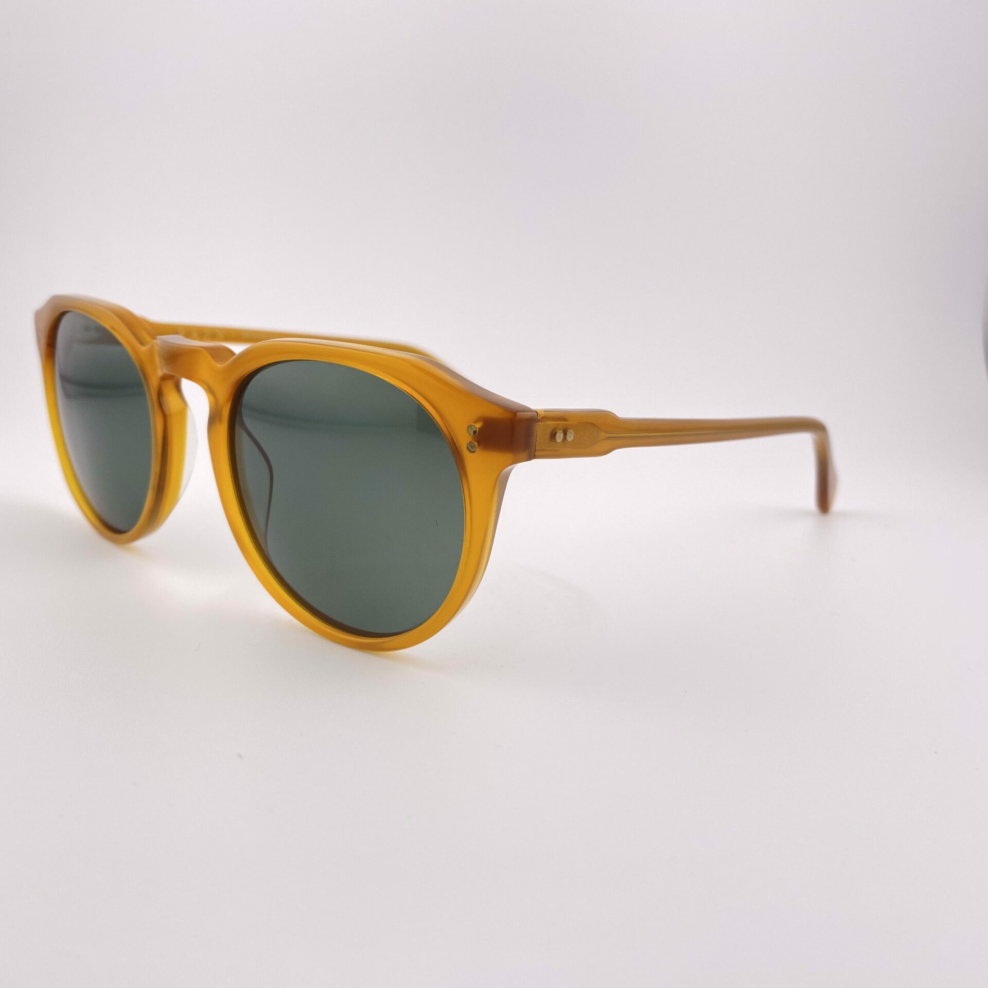 Lunettes de Soleil Remmy Mixte de la Marque Raen Coloris Honey Polar Miel – Image 4